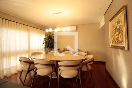Sala de apartamento à venda com 3 quartos, 195m² em Auxiliadora, Porto Alegre