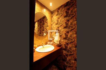 Lavabo de apartamento à venda com 3 quartos, 195m² em Auxiliadora, Porto Alegre