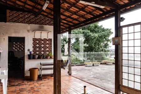 Área de Serviço de casa para alugar com 3 quartos, 700m² em Alto Caiçaras, Belo Horizonte