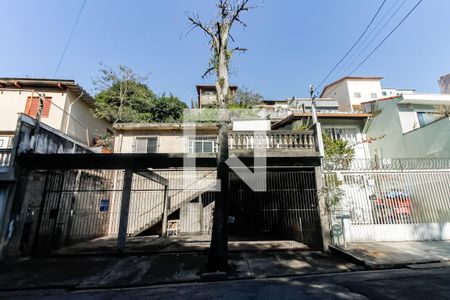 Fachada de casa à venda com 2 quartos, 300m² em Jardim Londrina, São Paulo