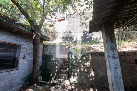Quintal de casa à venda com 2 quartos, 300m² em Jardim Londrina, São Paulo