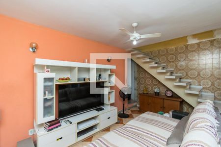 Sala de Estar de casa para alugar com 4 quartos, 320m² em Olaria, Rio de Janeiro