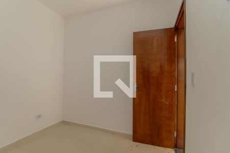 Quarto 1 de apartamento para alugar com 2 quartos, 40m² em Vila Bela, São Paulo