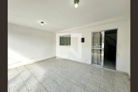 Garagem de casa à venda com 3 quartos, 127m² em Conjunto Residencial Iapi, Jundiaí