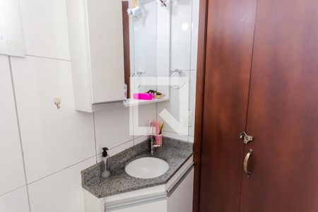 Banheiro 2 de apartamento à venda com 2 quartos, 76m² em Jardim das Maravilhas, Santo André