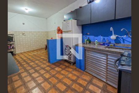 Casa à venda com 4 quartos, 410m² em Vila Albertina, São Paulo