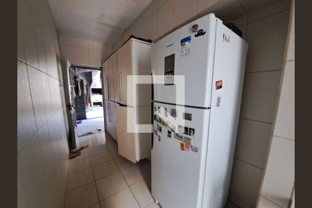 Casa à venda com 4 quartos, 675m² em Pé Pequeno, Niterói