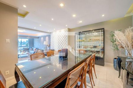 Casa à venda com 4 quartos, 357m² em Chácara das Pedras, Porto Alegre