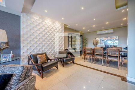 Casa à venda com 4 quartos, 357m² em Chácara das Pedras, Porto Alegre