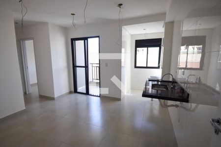 Sala/Cozinha de apartamento à venda com 2 quartos, 40m² em Vila Carrão, São Paulo