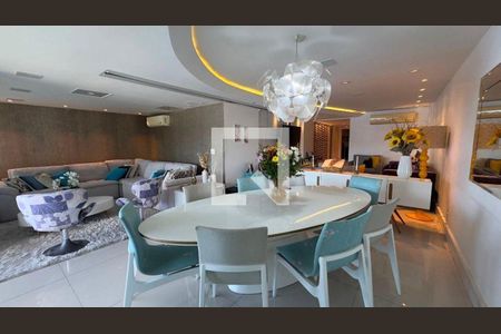 Apartamento à venda com 4 quartos, 260m² em Icaraí, Niterói