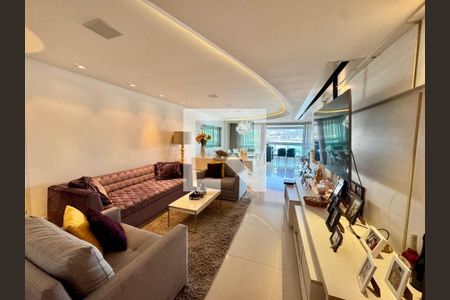 Apartamento à venda com 4 quartos, 260m² em Icaraí, Niterói