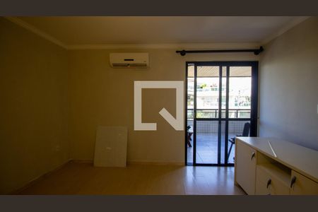 Suíte de apartamento para alugar com 2 quartos, 110m² em Recreio dos Bandeirantes, Rio de Janeiro