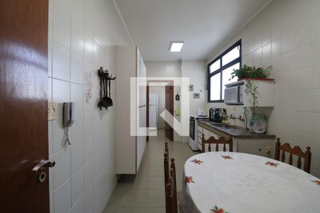 Cozinha de apartamento para alugar com 3 quartos, 134m² em Centro, Guarujá