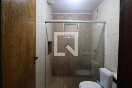 Banheiro de casa à venda com 2 quartos, 54m² em Harmonia, Canoas