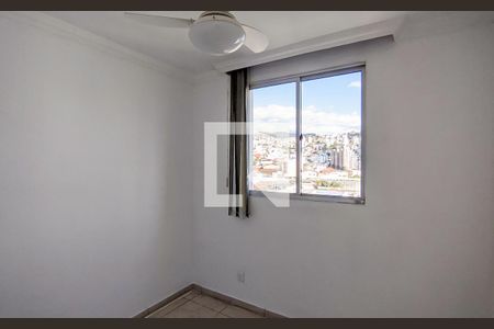 Quarto 1 de apartamento para alugar com 3 quartos, 70m² em Santa Efigênia, Belo Horizonte