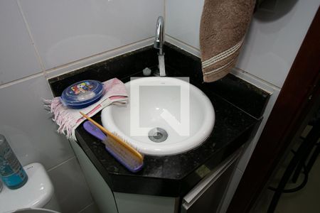 Banheiro de apartamento à venda com 1 quarto, 28m² em Chácara Seis de Outubro, São Paulo