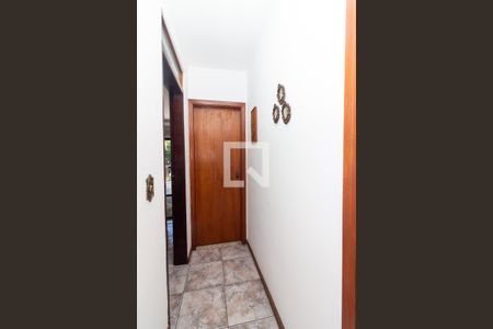 Corredor de apartamento para alugar com 3 quartos, 102m² em Vila Valqueire, Rio de Janeiro