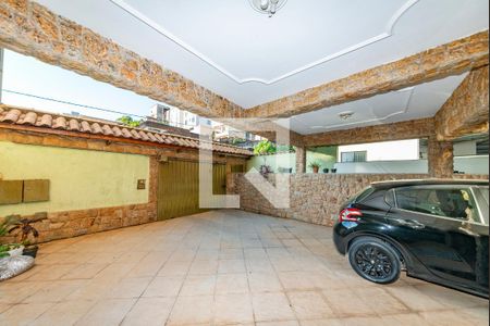 Garagem de casa para alugar com 4 quartos, 297m² em Teixeira Dias, Belo Horizonte