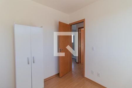 Quarto 2 de apartamento à venda com 2 quartos, 42m² em Cavalhada, Porto Alegre