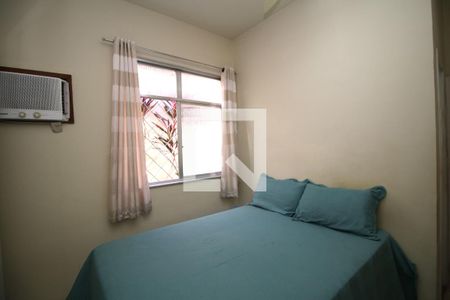 Quarto 2 de casa à venda com 4 quartos, 200m² em Vila da Penha, Rio de Janeiro