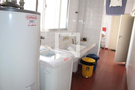 Área de Serviço de apartamento à venda com 2 quartos, 290m² em Higienópolis, São Paulo