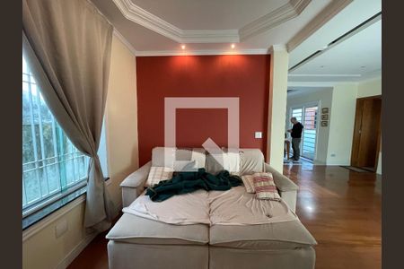 Sala de casa à venda com 4 quartos, 280m² em Jardim Trussardi, São Paulo
