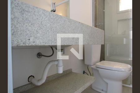 Banheiro de kitnet/studio para alugar com 1 quarto, 34m² em Santa Maria, Osasco