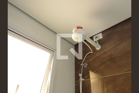 Banheiro de kitnet/studio para alugar com 1 quarto, 34m² em Santa Maria, Osasco