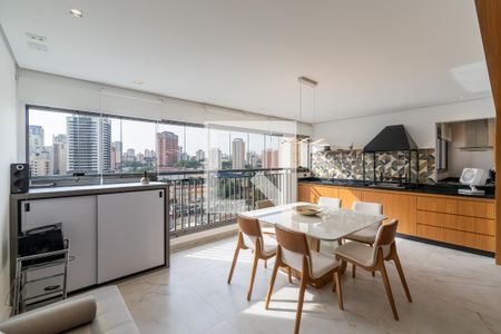 Varanda de apartamento à venda com 3 quartos, 154m² em Jardim Prudência, São Paulo