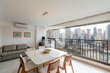 Varanda de apartamento à venda com 3 quartos, 154m² em Jardim Prudência, São Paulo