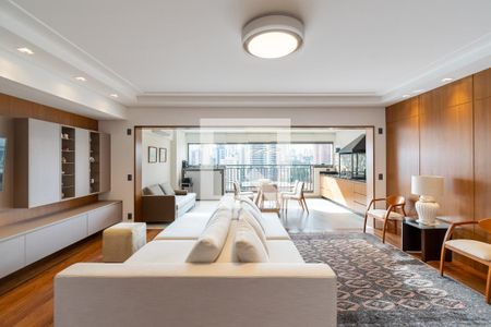 Sala de apartamento à venda com 3 quartos, 154m² em Jardim Prudência, São Paulo