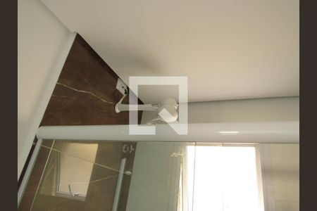 Banheiro de kitnet/studio para alugar com 1 quarto, 34m² em Santa Maria, Osasco