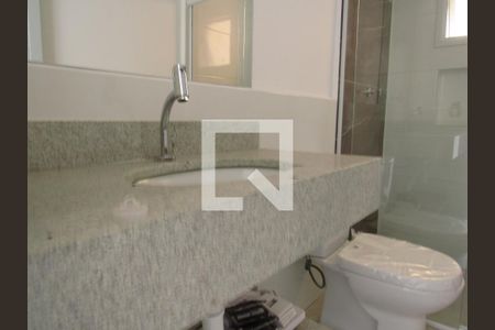 Banheiro Social de kitnet/studio para alugar com 1 quarto, 34m² em Santa Maria, Osasco