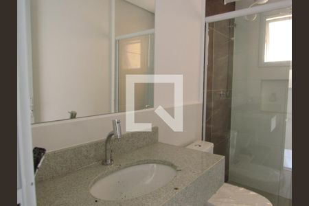 Banheiro Social de kitnet/studio para alugar com 1 quarto, 34m² em Santa Maria, Osasco