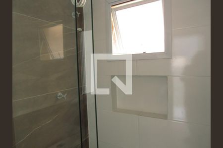 Banheiro Social de kitnet/studio para alugar com 1 quarto, 34m² em Santa Maria, Osasco