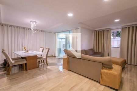 Sala de casa de condomínio à venda com 4 quartos, 270m² em Recreio dos Bandeirantes, Rio de Janeiro