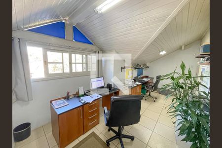 Casa à venda com 3 quartos, 226m² em Feitoria, São Leopoldo