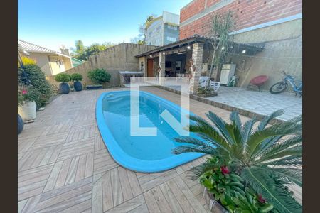 Casa à venda com 3 quartos, 226m² em Feitoria, São Leopoldo