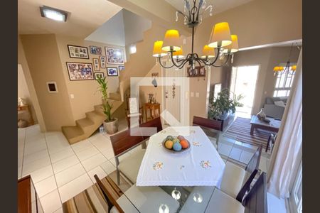 Casa à venda com 3 quartos, 226m² em Feitoria, São Leopoldo