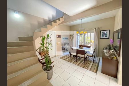 Casa à venda com 3 quartos, 226m² em Feitoria, São Leopoldo