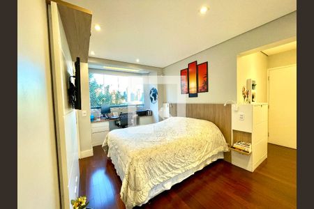 Suíte de apartamento à venda com 3 quartos, 124m² em Pompeia, São Paulo