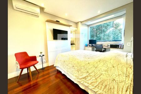 Suíte de apartamento à venda com 3 quartos, 124m² em Pompeia, São Paulo