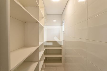 Despensa de casa para alugar com 3 quartos, 230m² em Santa Felicidade, Curitiba