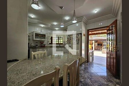 Casa à venda com 4 quartos, 490m² em Barro Branco (Zona Norte), São Paulo