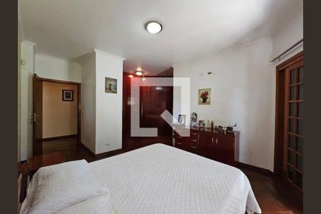 Casa à venda com 4 quartos, 490m² em Barro Branco (Zona Norte), São Paulo