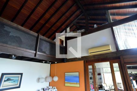 Sala de casa à venda com 3 quartos, 302m² em Itanhangá, Rio de Janeiro