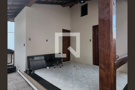 Casa à venda com 5 quartos, 400m² em São Bento, Belo Horizonte