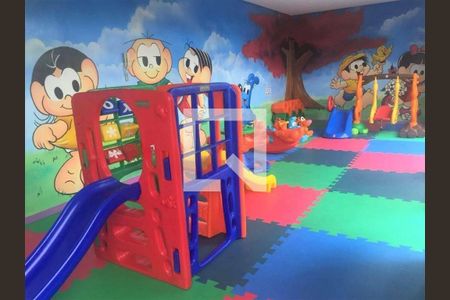 Apartamento à venda com 2 quartos, 54m² em Vila Carmosina, São Paulo