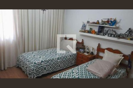 Casa para alugar com 3 quartos, 250m² em Vila Regente Feijó, São Paulo